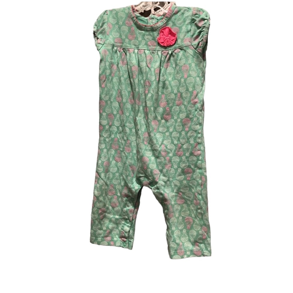 🎉3/$10🎉 12 Month Carters jumpsuit